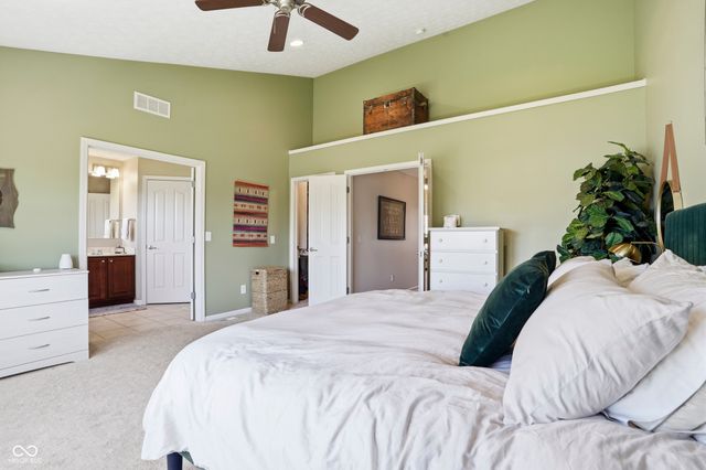 11809 Harvard Lane, Carmel, IN 46032