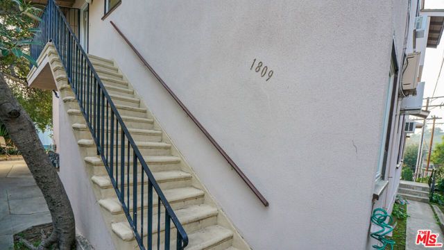 1801 Verdugo Loma Drive, Glendale, CA 91208