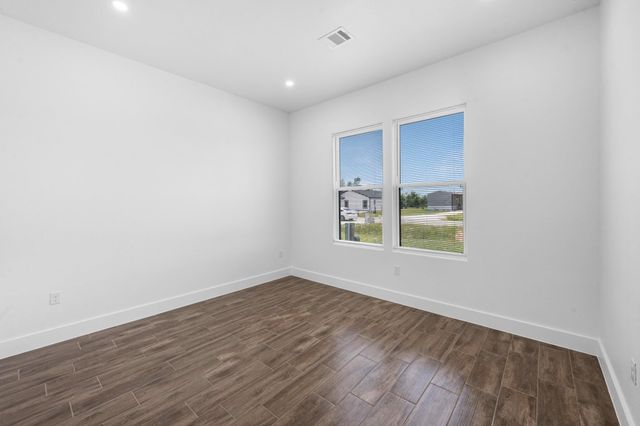 323 Road 5840, Cleveland, TX 77327