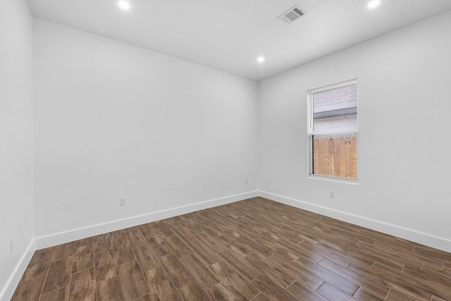 323 Road 5840, Cleveland, TX 77327