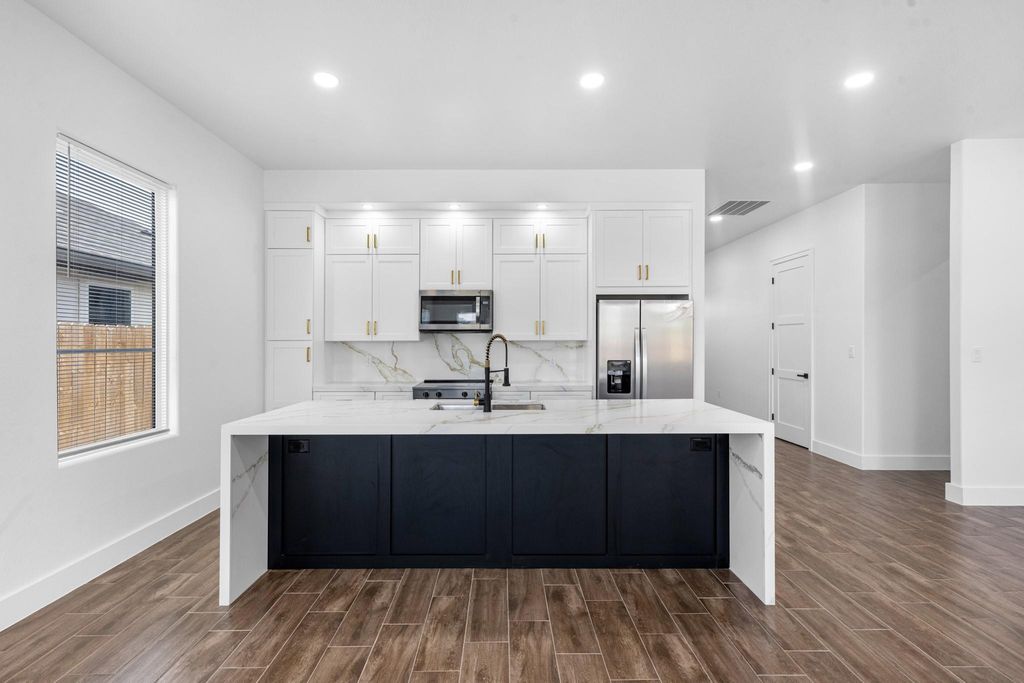 323 Road 5840, Cleveland, TX 77327