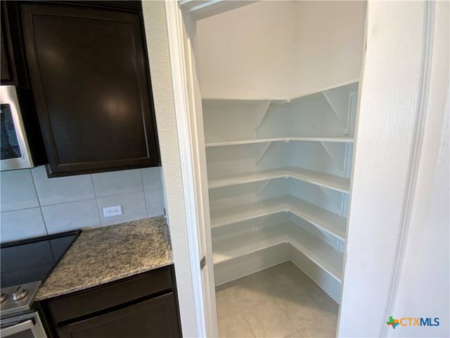 1110 Lakeway Crossing Drive, Temple, TX 76502