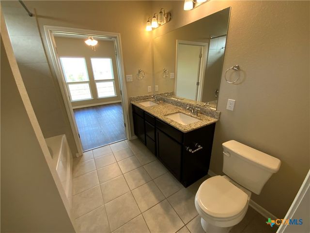 1110 Lakeway Crossing Drive, Temple, TX 76502