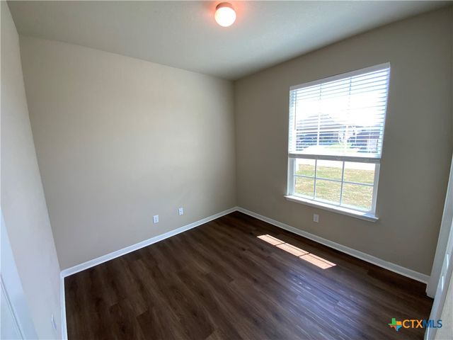 1110 Lakeway Crossing Drive, Temple, TX 76502