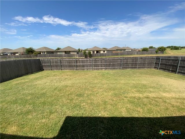 1110 Lakeway Crossing Drive, Temple, TX 76502