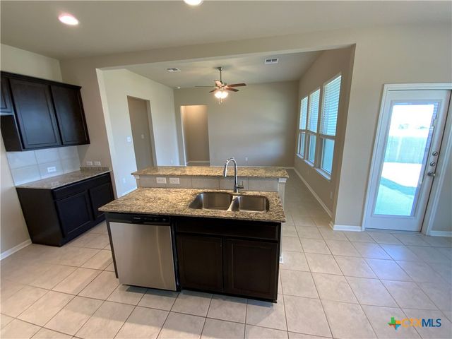 1110 Lakeway Crossing Drive, Temple, TX 76502