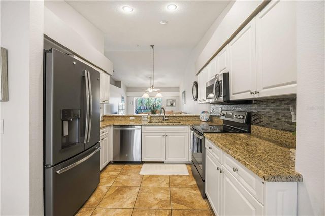 8951 VERANDA WAY 623, Sarasota, FL 34238