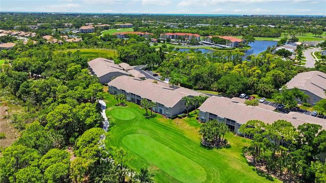 8951 VERANDA WAY 623, Sarasota, FL 34238