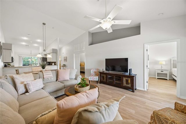 8951 VERANDA WAY 623, Sarasota, FL 34238