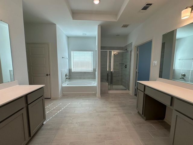 2502 Caspian Creek Lane, Iowa Colony, TX 77583