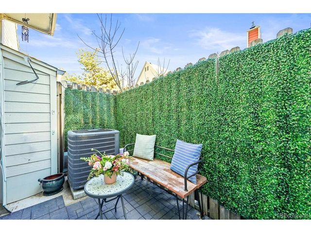 9782 W Cornell Pl, Lakewood, CO 80227