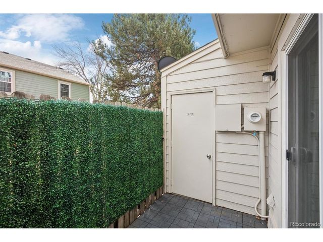 9782 W Cornell Pl, Lakewood, CO 80227