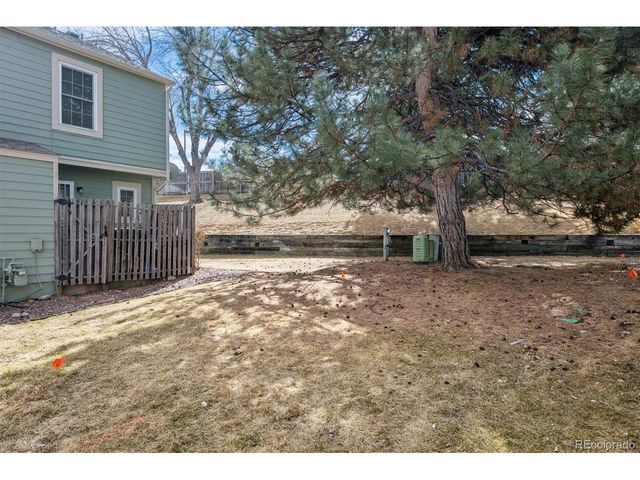 9782 W Cornell Pl, Lakewood, CO 80227