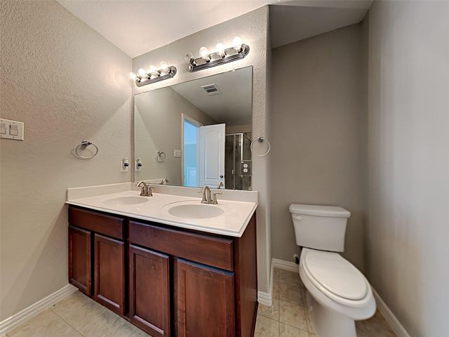 5202 Dauntless Drive, Houston, TX 77066