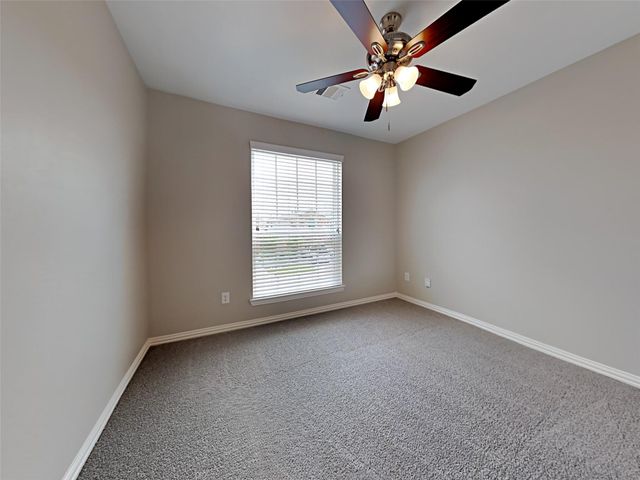 5202 Dauntless Drive, Houston, TX 77066