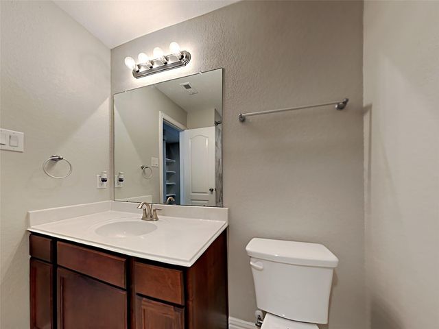 5202 Dauntless Drive, Houston, TX 77066
