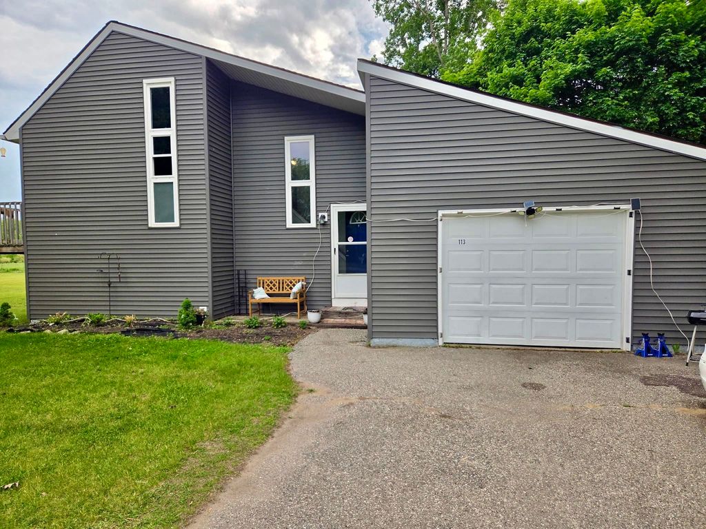 113 Four Square Drive, Deerfield Twp, MI 48858