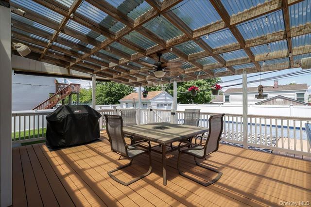 11 Damin Drive, Farmingdale, NY 11735
