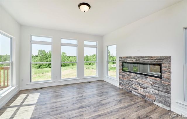 12 Canyon Creek Court, Moscow Mills, MO 63362