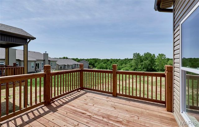 12 Canyon Creek Court, Moscow Mills, MO 63362