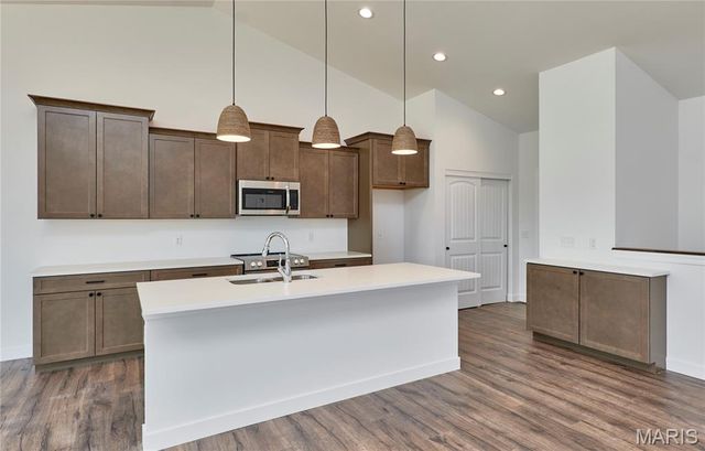 12 Canyon Creek Court, Moscow Mills, MO 63362