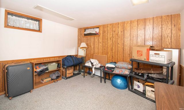 505 Oak Crest Drive, Kendallville, IN 46755