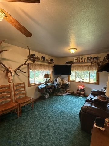 485 N Main, Lima, MT 59739