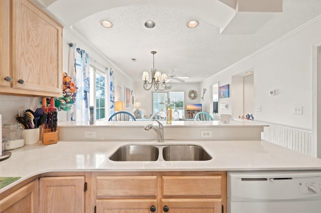 4616 Greenbriar Dr Apt H4, Little River, SC 29566
