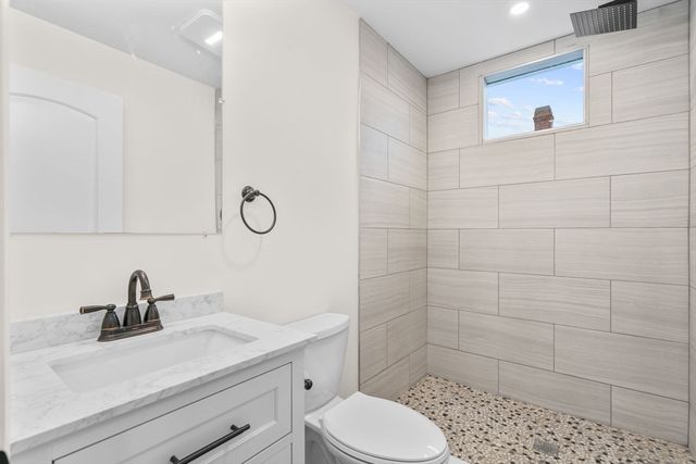 57 Windsor St, Everett, MA 02149