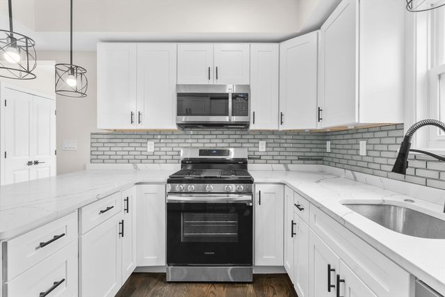 57 Windsor St, Everett, MA 02149