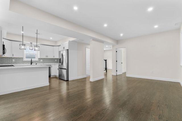 57 Windsor St, Everett, MA 02149