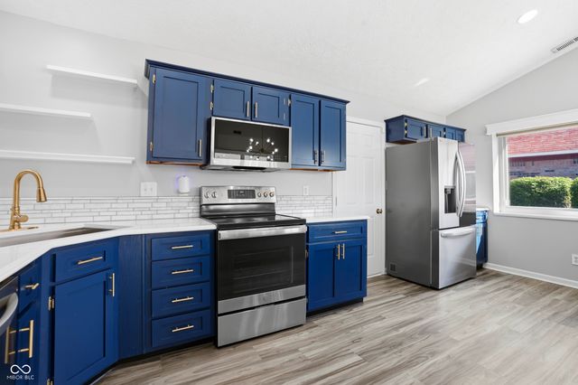 5793 Crystal Bay West Drive, Plainfield, IN 46168