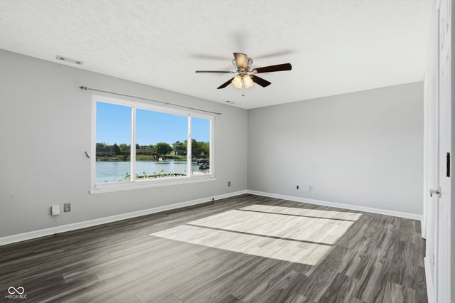 5793 Crystal Bay West Drive, Plainfield, IN 46168