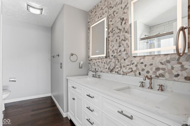 5793 Crystal Bay West Drive, Plainfield, IN 46168