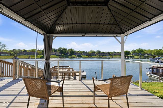 5793 Crystal Bay West Drive, Plainfield, IN 46168