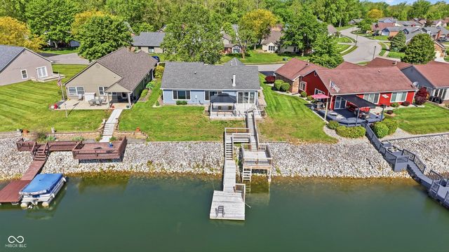 5793 Crystal Bay West Drive, Plainfield, IN 46168