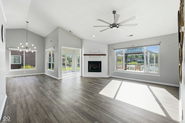 5793 Crystal Bay West Drive, Plainfield, IN 46168