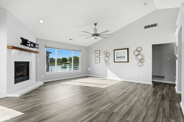 5793 Crystal Bay West Drive, Plainfield, IN 46168