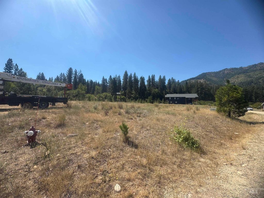 Lot 8 Blk 8 Wapiti Court, Garden Valley, ID 83622 photo 2