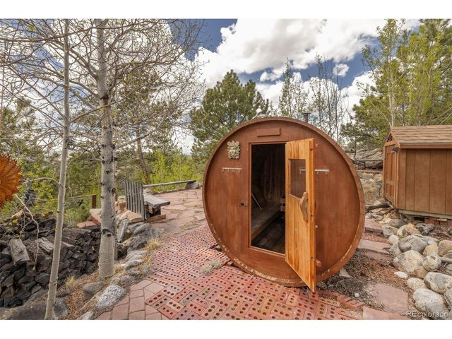 551 Spade Pl, Jefferson, CO 80456