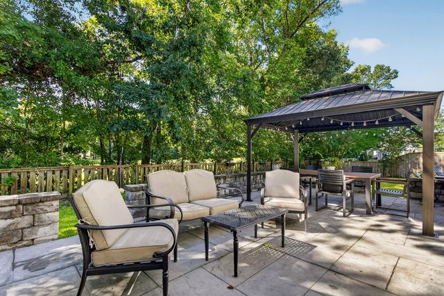 9698 Seminole Way, Summerville, SC 29485