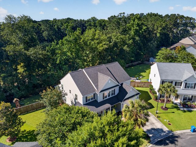 9698 Seminole Way, Summerville, SC 29485