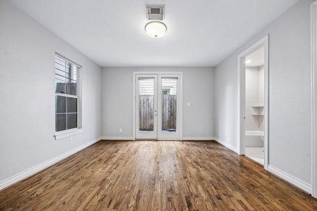 622 Rutland Street D, Houston, TX 77007