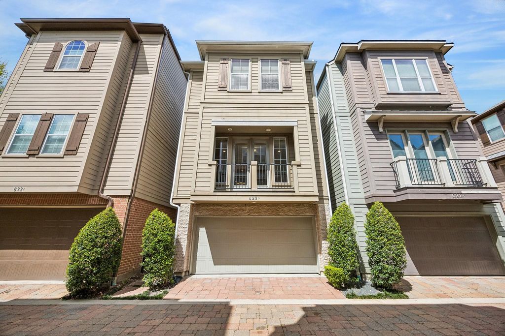 622 Rutland Street D, Houston, TX 77007