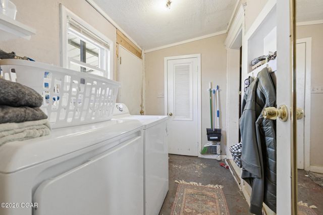 2127 S Joplin Avenue, Joplin, MO 64804