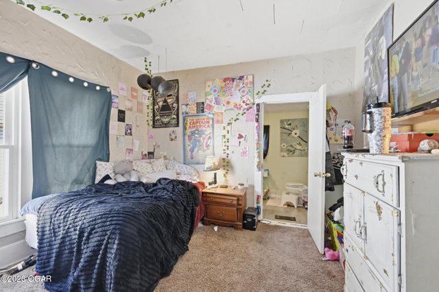 2127 S Joplin Avenue, Joplin, MO 64804