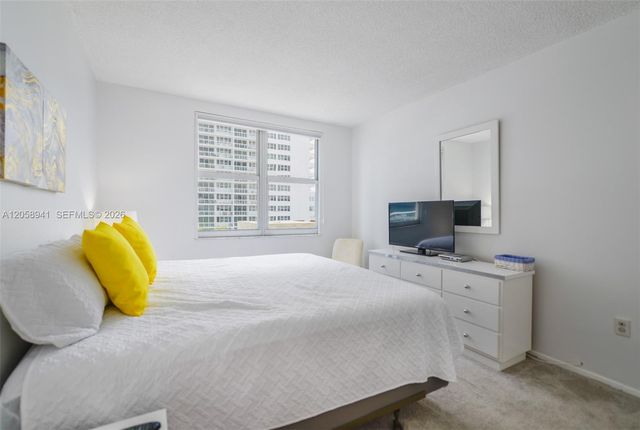 1980 S Ocean Drive 5E, Hallandale Beach, FL 33009