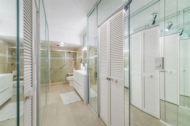 1980 S Ocean Drive 5E, Hallandale Beach, FL 33009