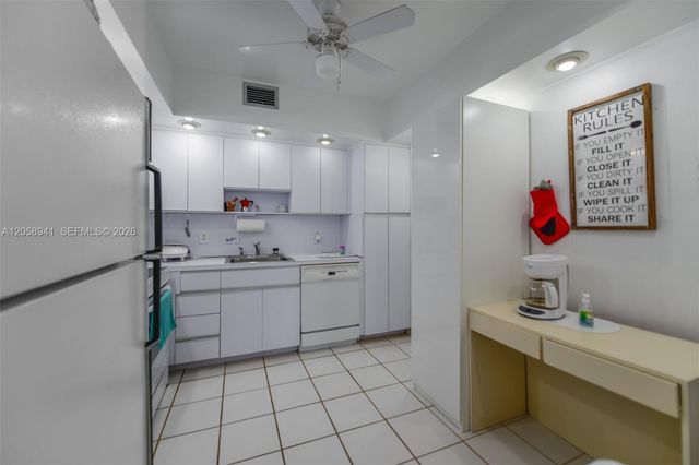 1980 S Ocean Drive 5E, Hallandale Beach, FL 33009