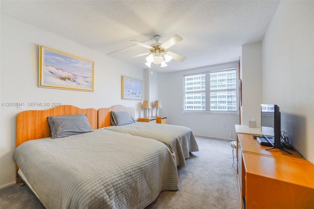 1980 S Ocean Drive 5E, Hallandale Beach, FL 33009